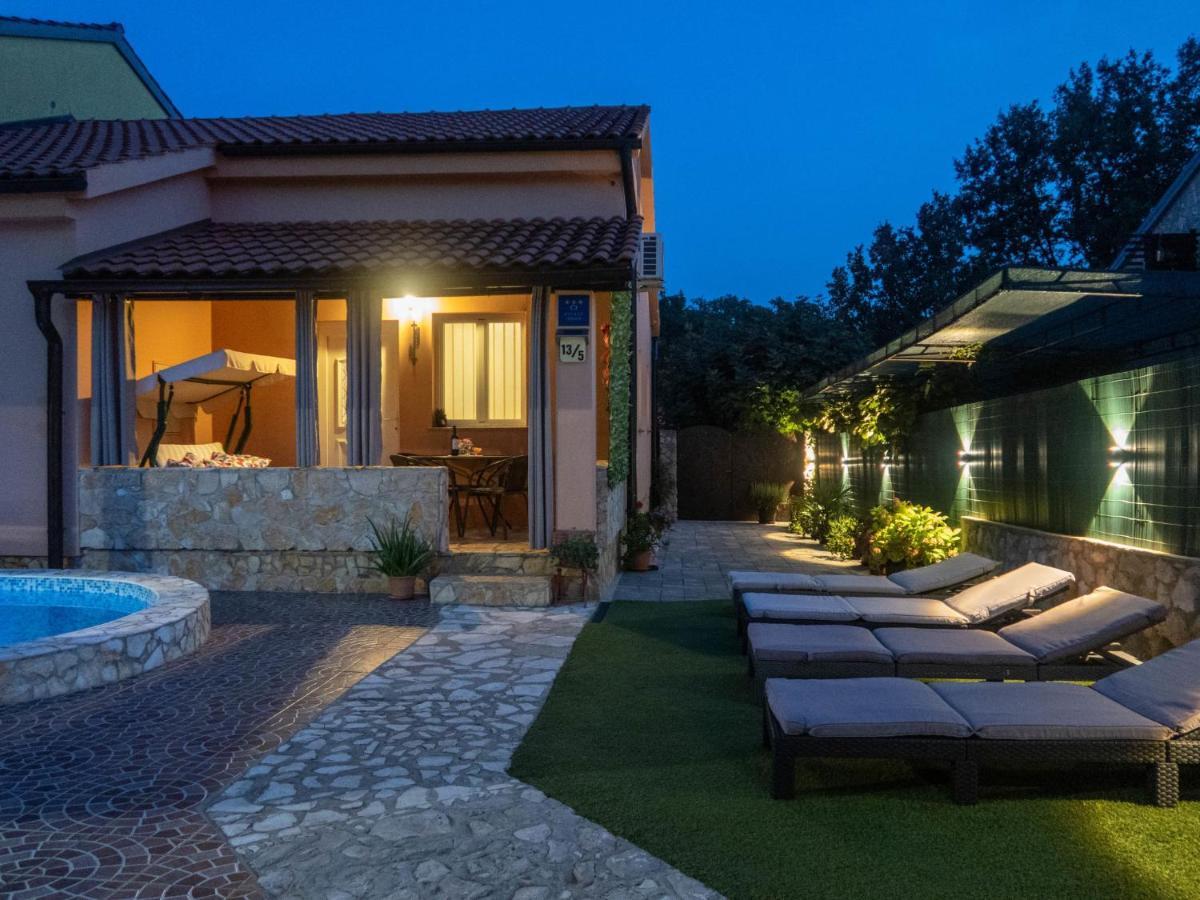 Holiday Home Ana - Mlk135 By Interhome Šilo Zewnętrze zdjęcie